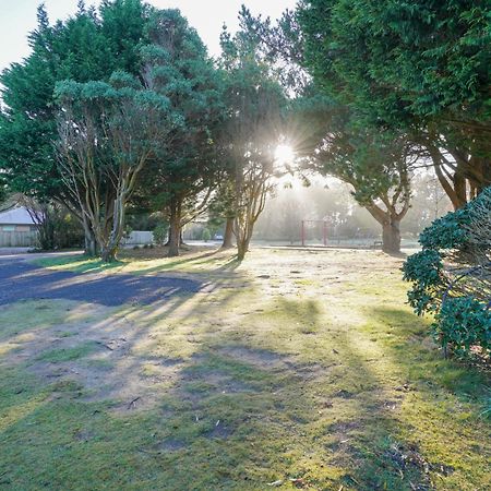 Beach Road Holiday Park Otatara Extérieur photo