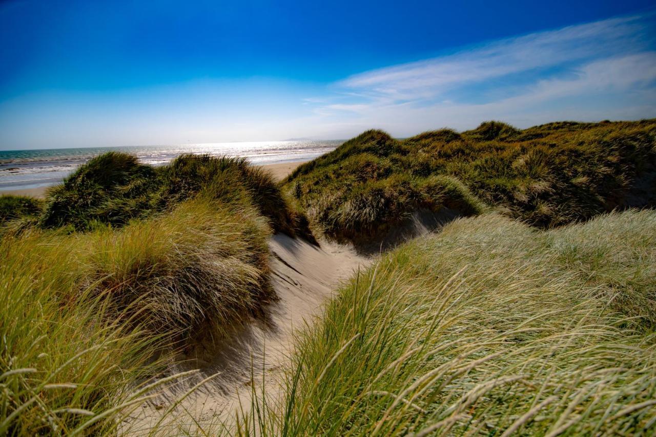 Beach Road Holiday Park Otatara Extérieur photo