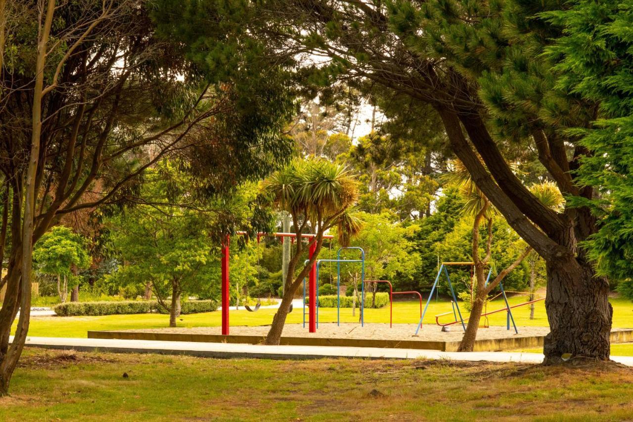 Beach Road Holiday Park Otatara Extérieur photo